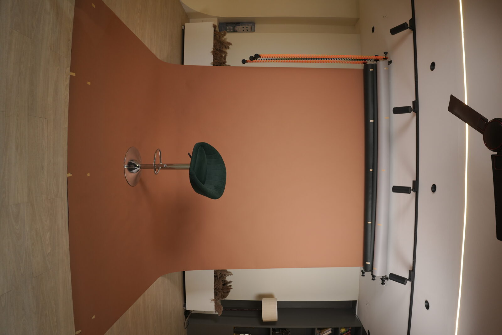 The Paper Backdrops — seamless brown paper sweep